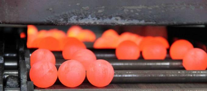 Fabrikpreis 30mm 50mm 100mm Schleifkugeln Schmiede Stahlkugel für Kugelmühle 2