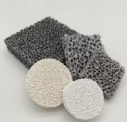 Keramischer Schaumfilter in individueller Größe 10-60ppi Aluminiumschaumkeramischer Filterplatte für die Filtration von geschmolzenem Aluminium