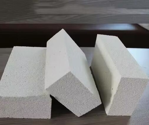 Glasöfen Auskleidung Mullite Isolierziegel 1700C Isolierende Feuerziegel Jm26 Jm28 Jm32 Feuerfestziegel