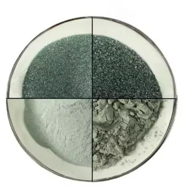 Schwarzgrünes Siliziumkarbidpulver 98% Reinheit SiC Grit Feinstaub für metallurgische Feuerfeststoffe