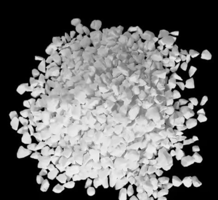 Feuerfestes Material Tabuläres Korund, geschmolzenes Alumina 99,5% Al2O3 Tabuläres Alumina mit Fabrikpreis