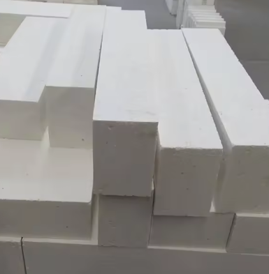 Rongsheng High Alumina Corundum Mullite Brick Feuerfeste Auskleidungssteine für Glasöfen Zementöfen und Stahlindustrie
