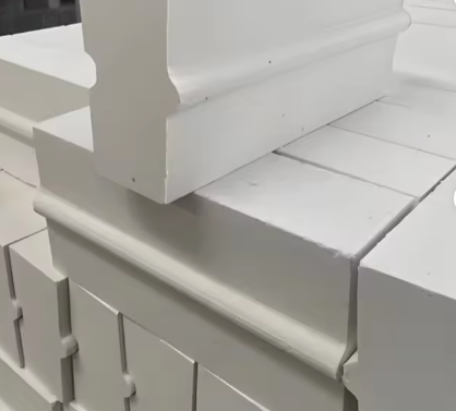 Premium-Korund-Mullit-Refractaire Ziegel für Heizöfen Zement-Ofen Glasöfen und Petrochemie-Einheit